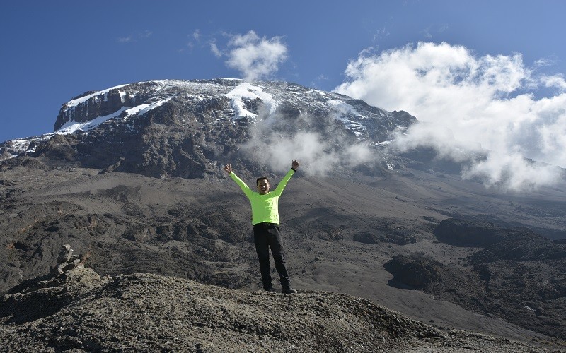 6 days Umbwe route Kilimanjaro climbing tour package 7